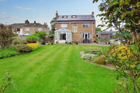 4 bedroom detached house for sale, Warren House, Skipton Road, Gargrave,