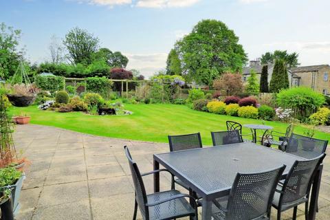 4 bedroom detached house for sale, Warren House, Skipton Road, Gargrave,