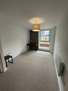 2 bedroom apartment to rent, Ferry Court, Cardiff CF11