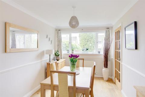 2 Brookside, Crudwell, Malmesbury, SN16 9EJ