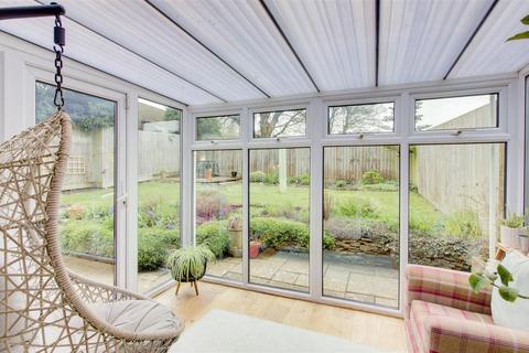 2 Brookside, Crudwell, Malmesbury, SN16 9EJ