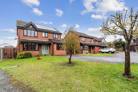 4 bedroom detached house for sale, Plum Tree Road, Lower Stondon, Henlow, SG16