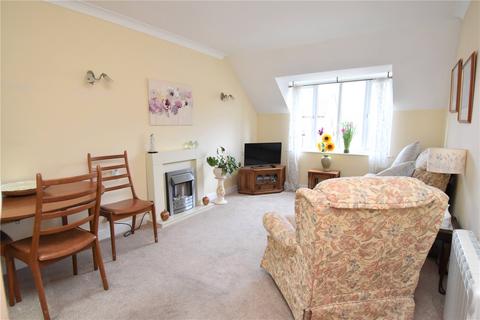 2 bedroom apartment for sale, Kingfisher Court, Woodfield Road, Droitwich, Worcestershire, WR9