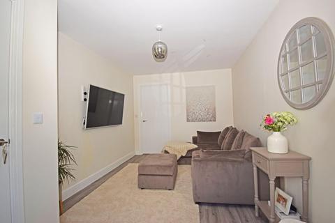 2 bedroom end of terrace house for sale, 1 Conbridge Close, Copcut, Droitwich, Worcestershire, WR9 7UE