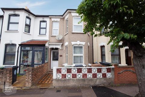3 bedroom terraced house for sale, Albert Road, London E17
