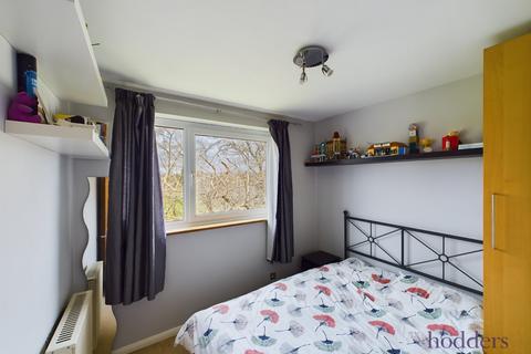 2 bedroom apartment for sale, Langton Close, Addlestone, Surrey, KT15