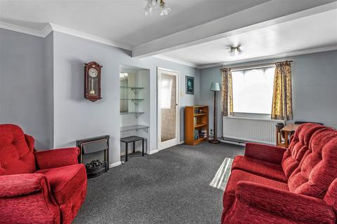 65 Berry Meade, Ashtead, KT21 1SF