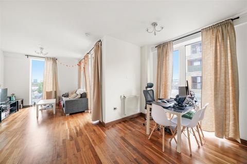 1 bedroom apartment for sale, Telcon Way, London