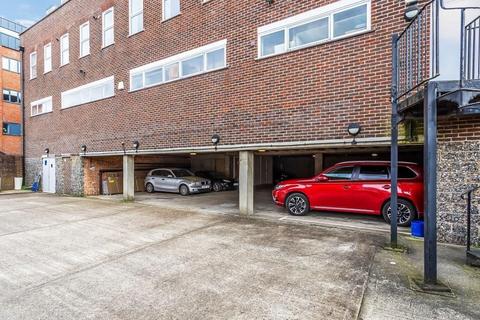 2 bedroom apartment for sale, SOUTH STREET, DORKING, RH4
