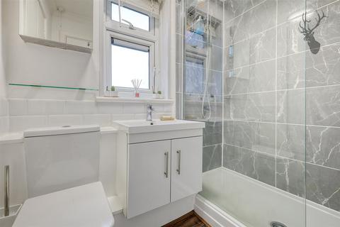 24 Farthings Close, London, E4 6JG