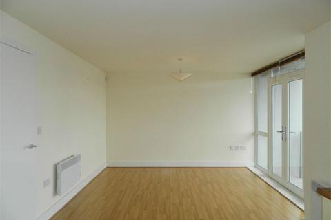 2 bedroom flat for sale, The Grainger, Gateshead, NE8