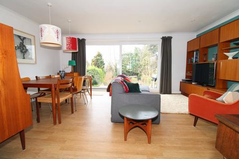 27c Kechill Gardens, Bromley, BR2 7NG