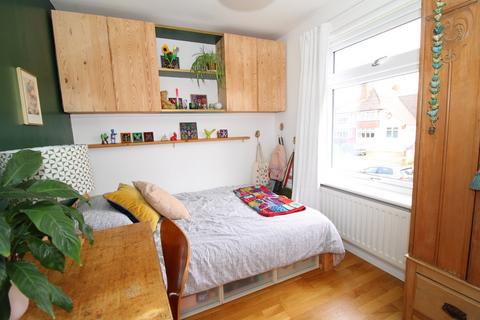 27c Kechill Gardens, Bromley, BR2 7NG