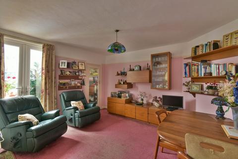 66 Peartree Lane, Bexhill-on-sea, TN39 4NS