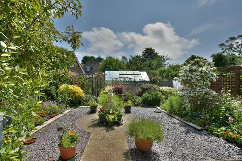 66 Peartree Lane, Bexhill-on-sea, TN39 4NS