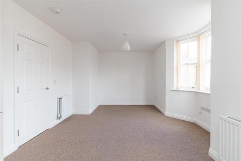 1 bedroom flat to rent, Falconer Court, Cullercoats, North Shields