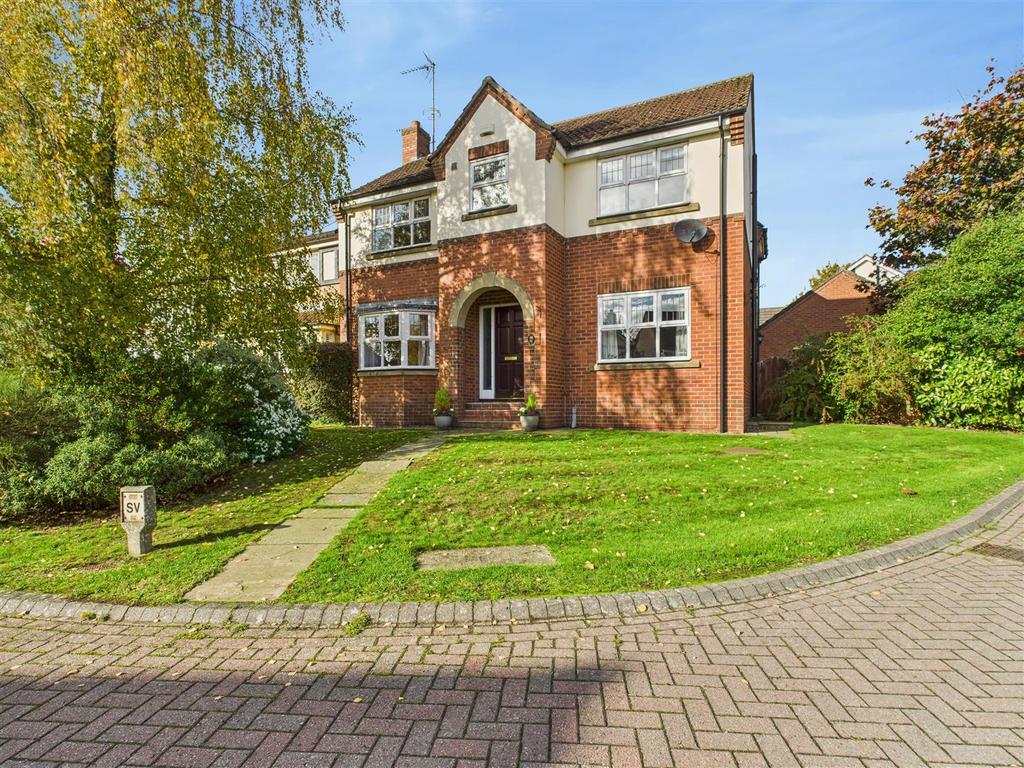 CAM03303 G0-PR0241-STILL023.jpg