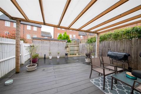 3 bedroom terraced house for sale, Morphou Road, Mill Hill, London