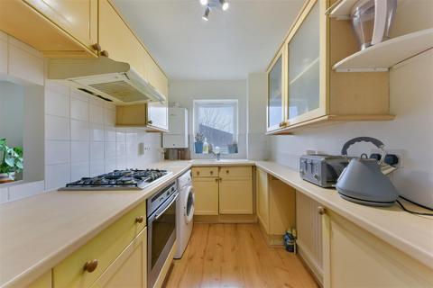 1 bedroom flat for sale, Devonshire Road, Colliers Wood SW19