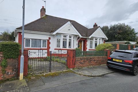 2 bedroom detached bungalow for sale, Fairfield Close, Victoria Park, Cardiff