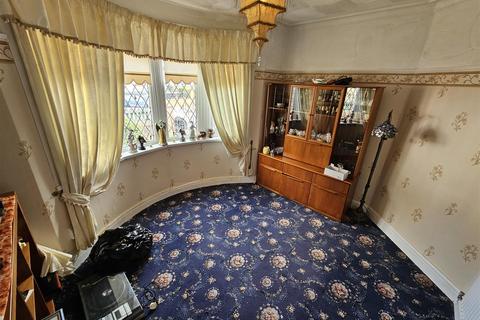 2 bedroom detached bungalow for sale, Fairfield Close, Victoria Park, Cardiff