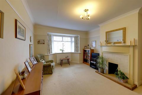 2 bedroom semi-detached bungalow for sale, The Plantation, Worthing