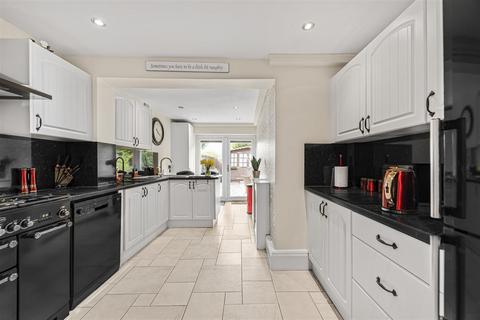 11 Highview, Vigo, Gravesend, DA13 0RR