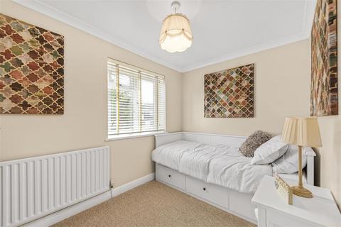 11 Highview, Vigo, Gravesend, DA13 0RR