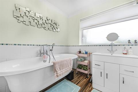 11 Highview, Vigo, Gravesend, DA13 0RR