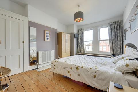 63 Ardoch Road, London, SE6 1SL