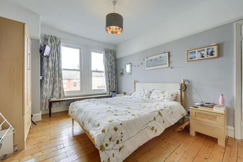 63 Ardoch Road, London, SE6 1SL