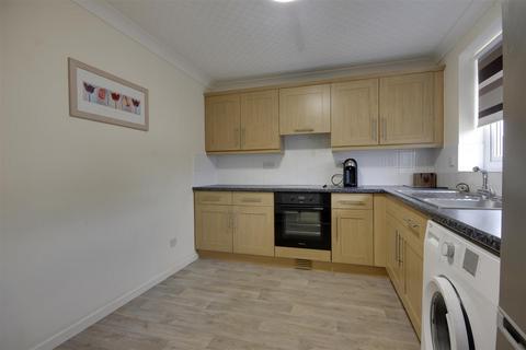 2 bedroom detached bungalow for sale, Oak Drive, Newport