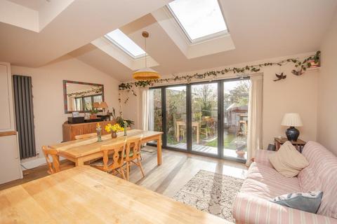7 Johnsons Road, Bristol, BS5 9AT