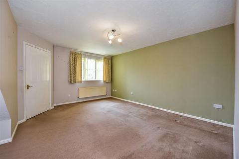 3 bedroom end of terrace house for sale, Celtic Drive, Andover