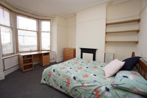 5 bedroom terraced house for sale, Crookes Road, Broomhill, Sheffield, S10 5BD