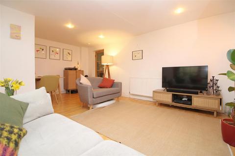 2 bedroom apartment for sale, Norfolk Square, Brighton