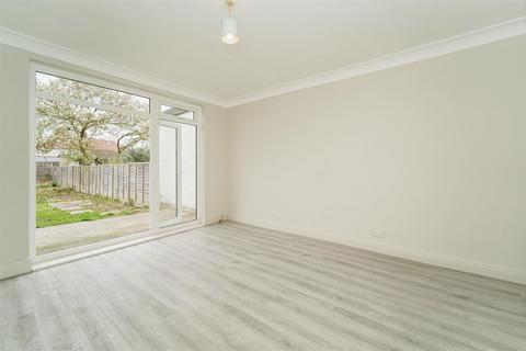 5 bedroom semi-detached house for sale, Great West Road, Hounslow