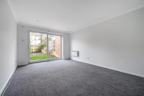 3 bedroom end of terrace house for sale, Lesley Place, Maidstone