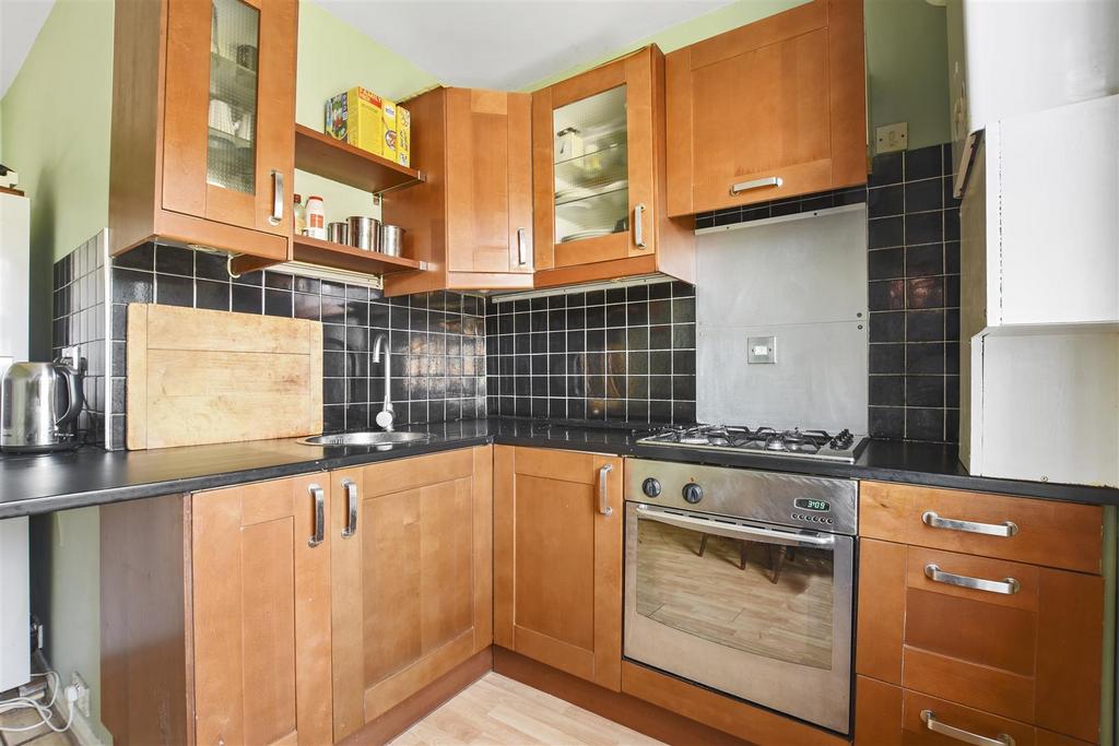 09-c4f3 GCWT - FFF 37 Earlsmead Road - Kitchen 3 -O