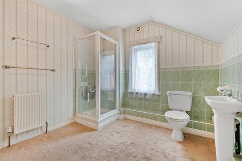 33 Beech Hill Road, Ascot, SL5 0BJ