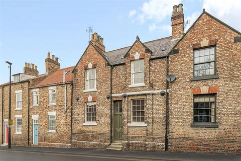 2 bedroom terraced house for sale, 37 Old Maltongate, Malton, North Yorkshire YO17 7EH