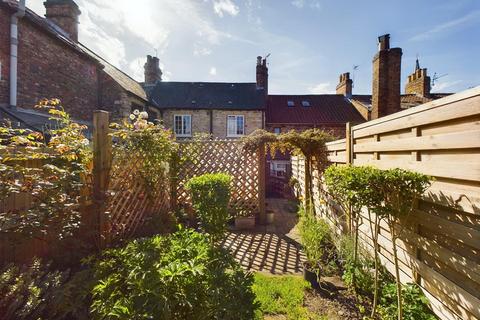 2 bedroom terraced house for sale, 37 Old Maltongate, Malton, North Yorkshire YO17 7EH