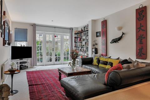 Flat A, The Old Stables John Street, Cambridge, CB1 1DT
