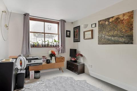 Flat A, The Old Stables John Street, Cambridge, CB1 1DT