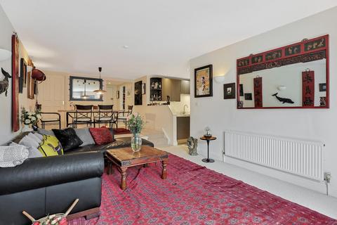 Flat A, The Old Stables John Street, Cambridge, CB1 1DT