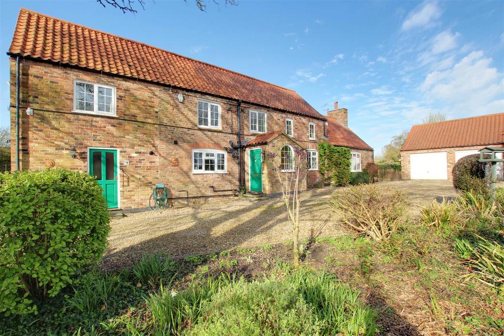 Horncastle Road, Louth LN11 3 bed detached house for sale £699,950