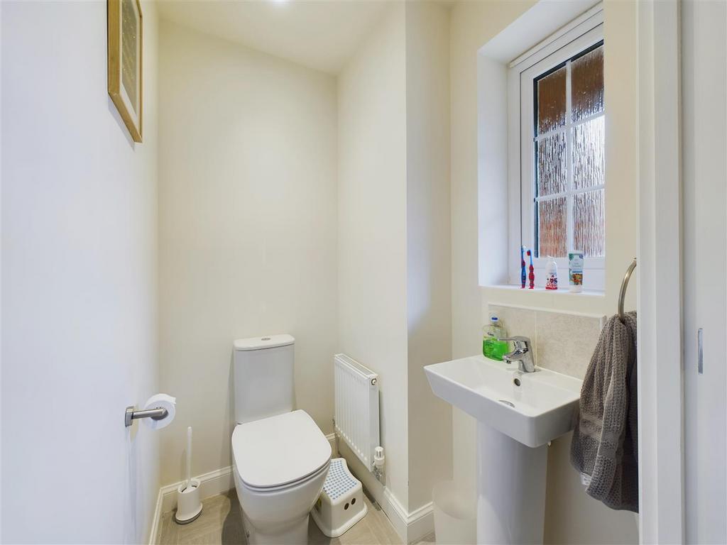 Guest cloakroom