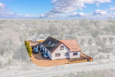 5 bedroom detached house for sale, Rawreth Lane, Rayleigh SS6