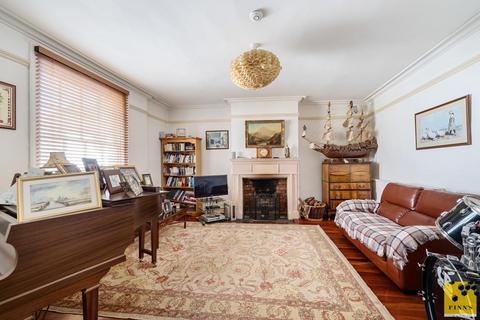 undefined, High Street, Canterbury CT4