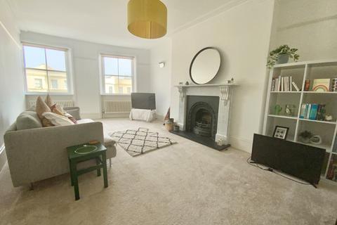 2 bedroom flat to rent, Brunswick Place, Hove, BN3